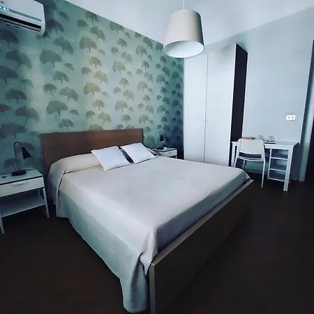 Lory Apartment *
