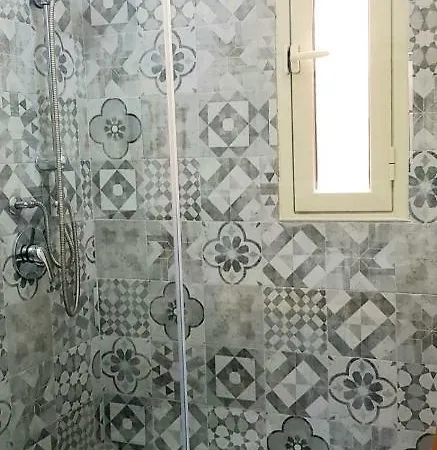 Lory アパート パレルモ