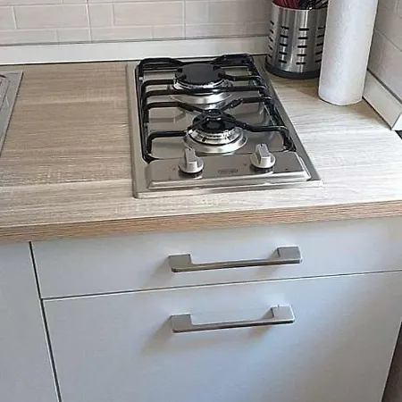 Lory アパート パレルモ